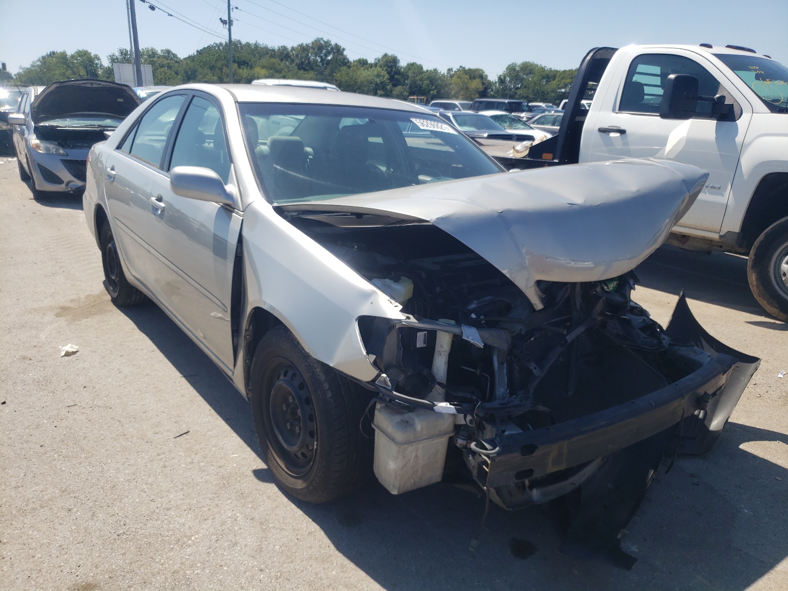 TOYOTA CAMRY LE 2005 with VIN 4T1BE30K75U026782 - Photo from auction