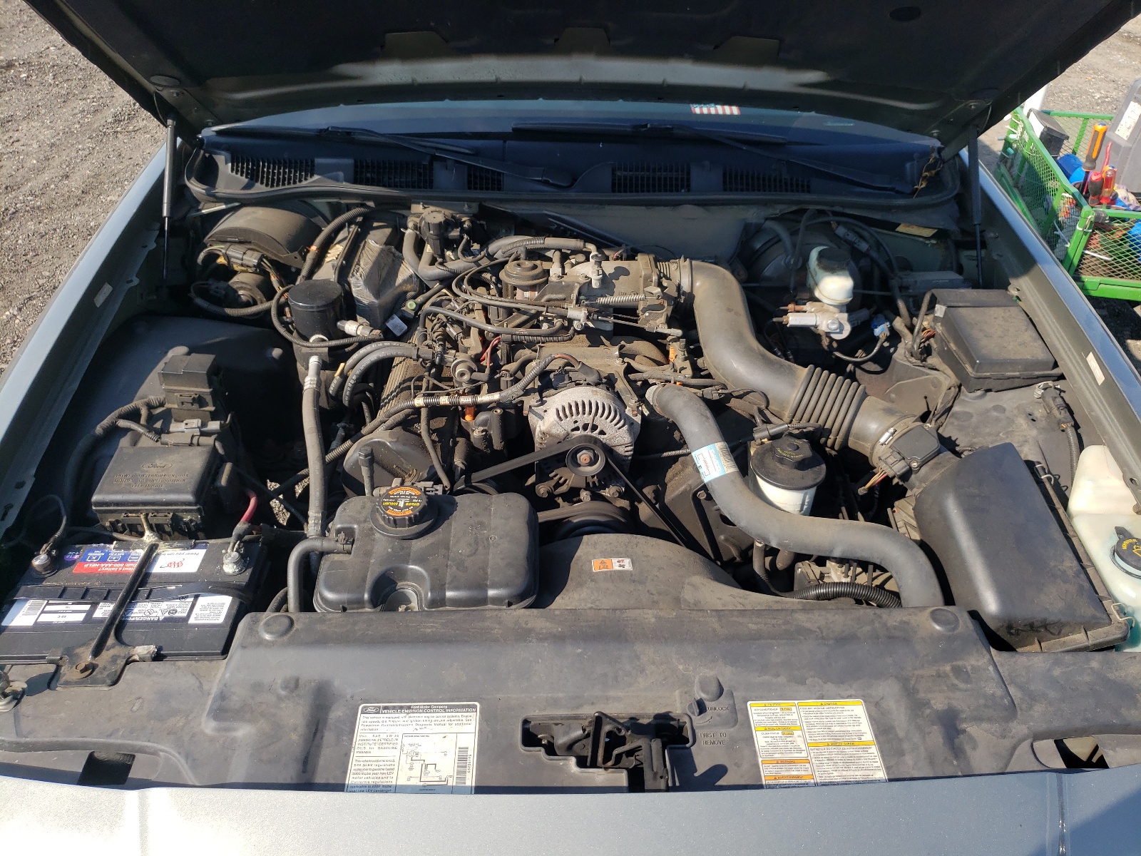 Photo 7 from auction – 2000 MERCURY GRAND MARQ with VIN 2MEFM74W1YX689841