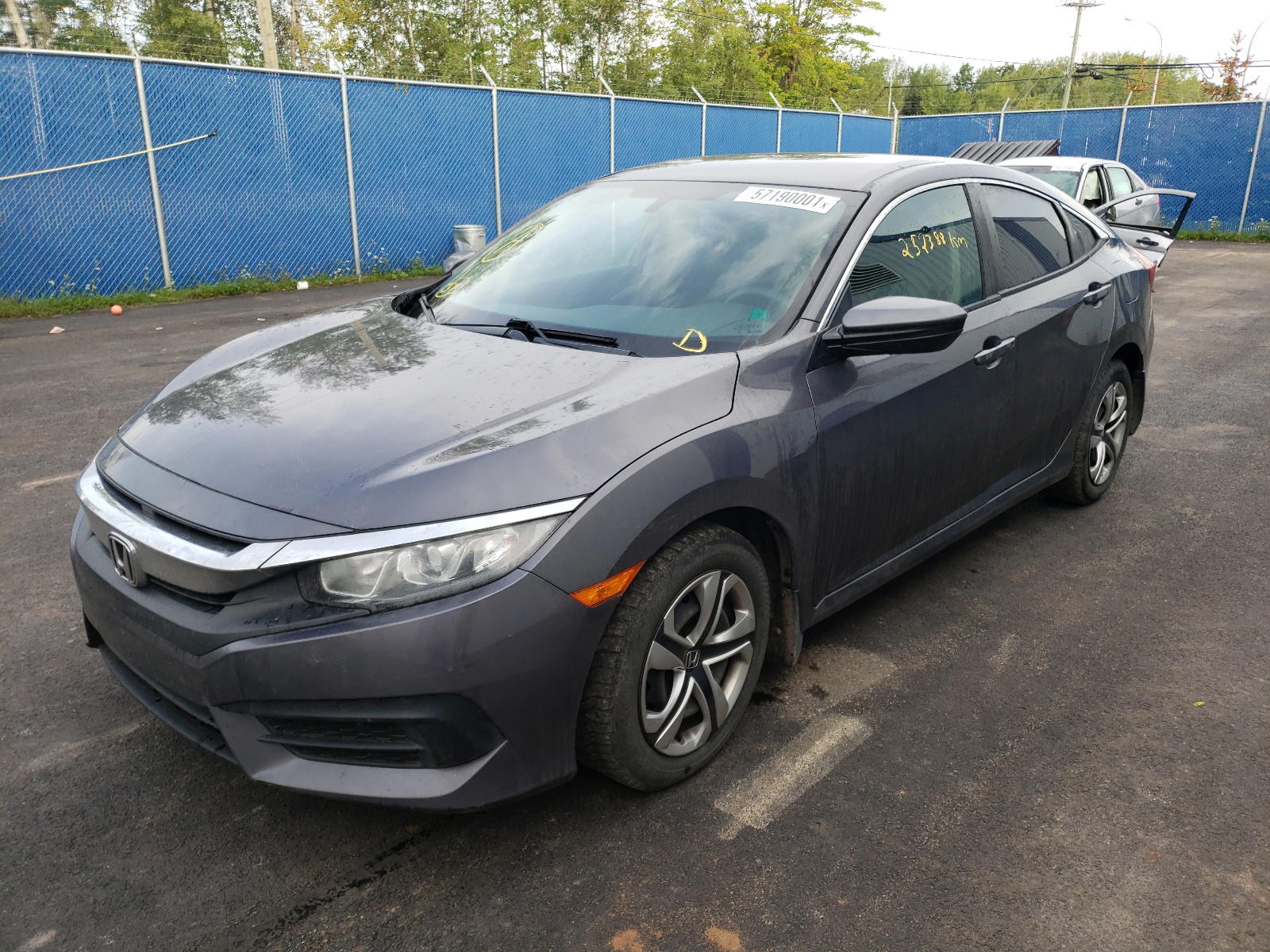 Photo 2 from auction – 2016 HONDA CIVIC LX with VIN 2HGFC2E51GH024087