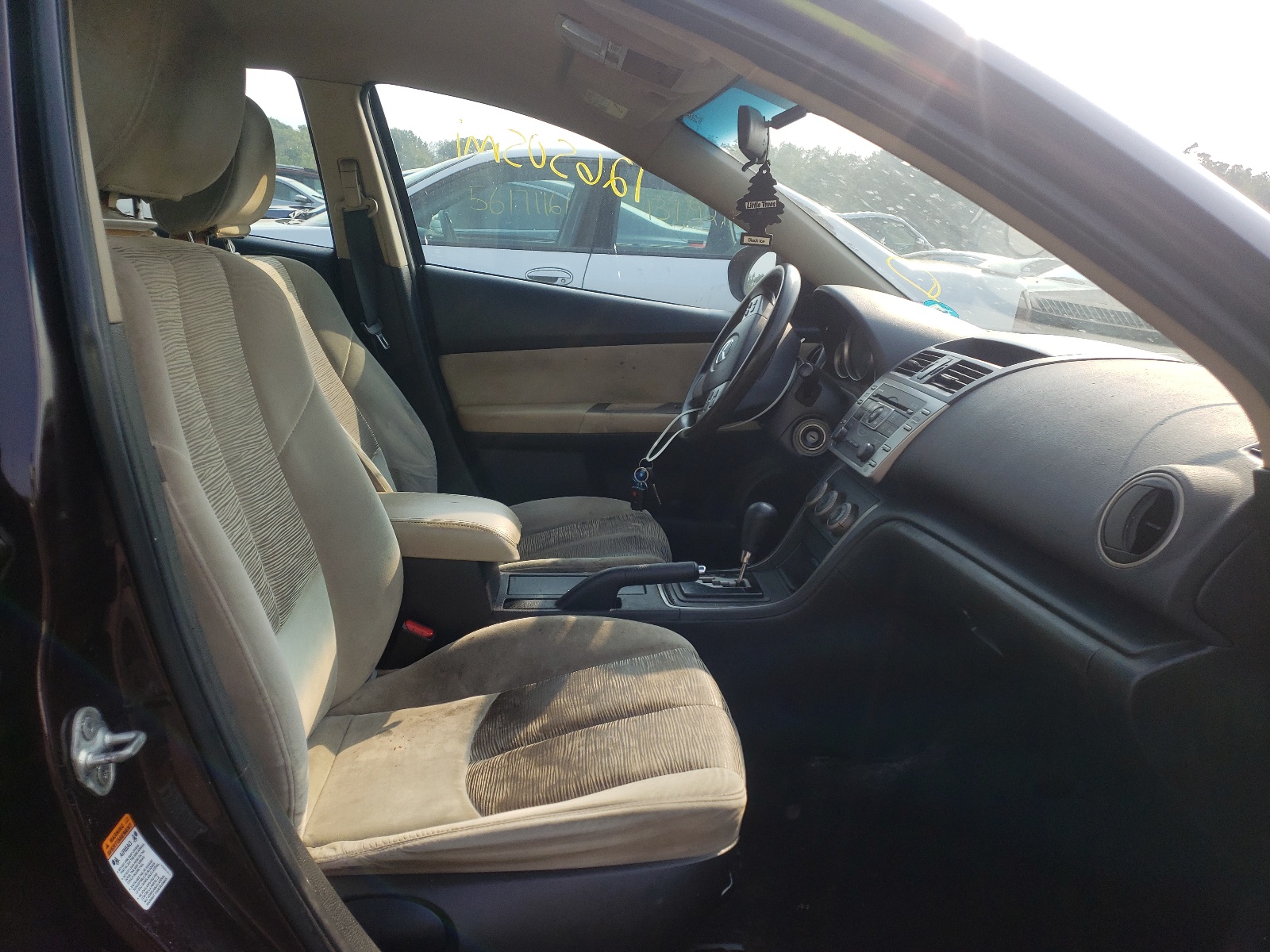 Photo 5 from auction – 2010 MAZDA 6 I with VIN 1YVHZ8BH5A5M31524