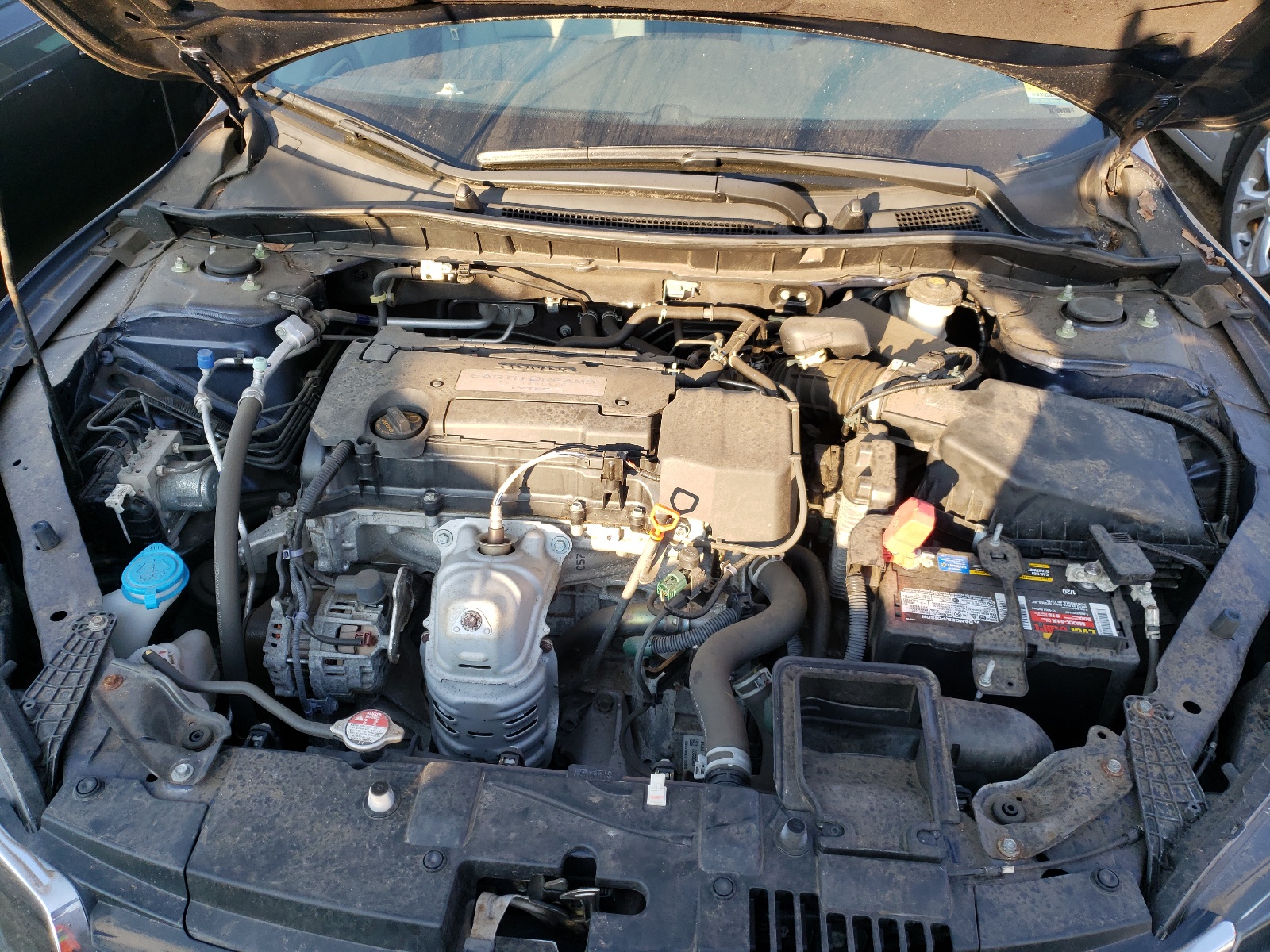 Photo 7 from auction – 2014 HONDA ACCORD LX with VIN 1HGCR2F37EA195971