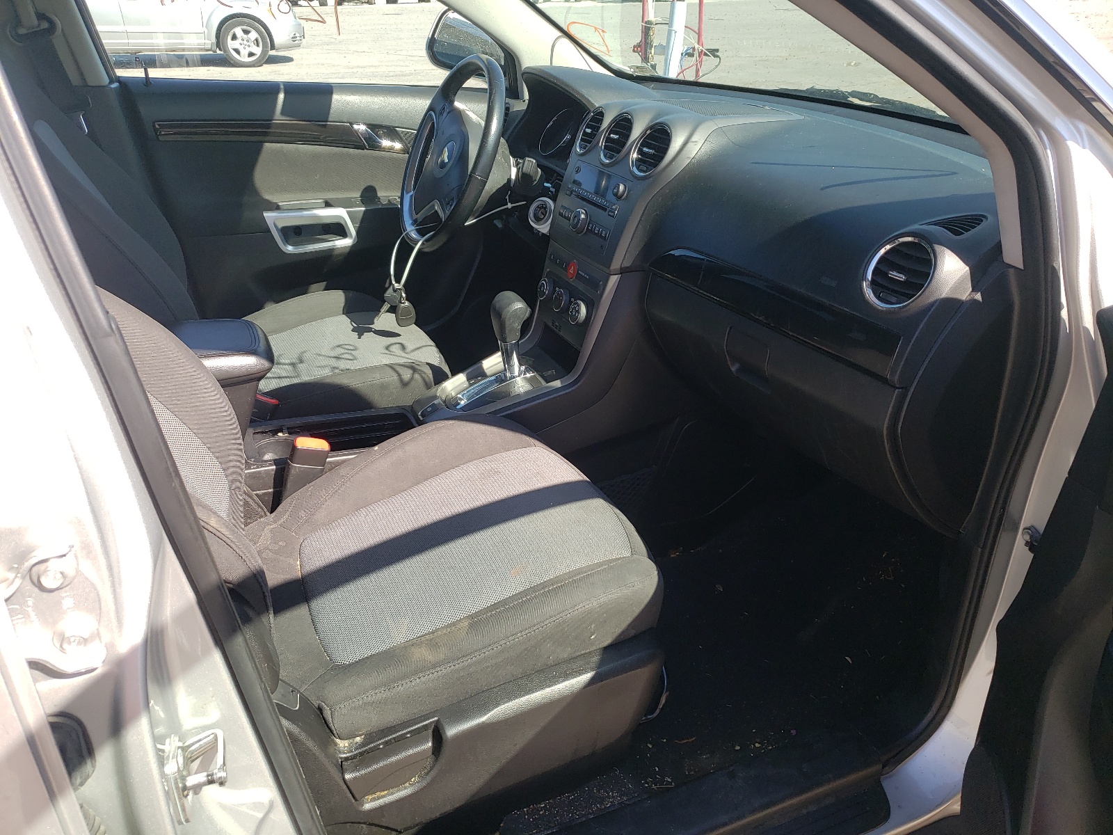 Photo 5 from auction – 2014 CHEVROLET CAPTIVA LS with VIN 3GNAL2EK6ES661167