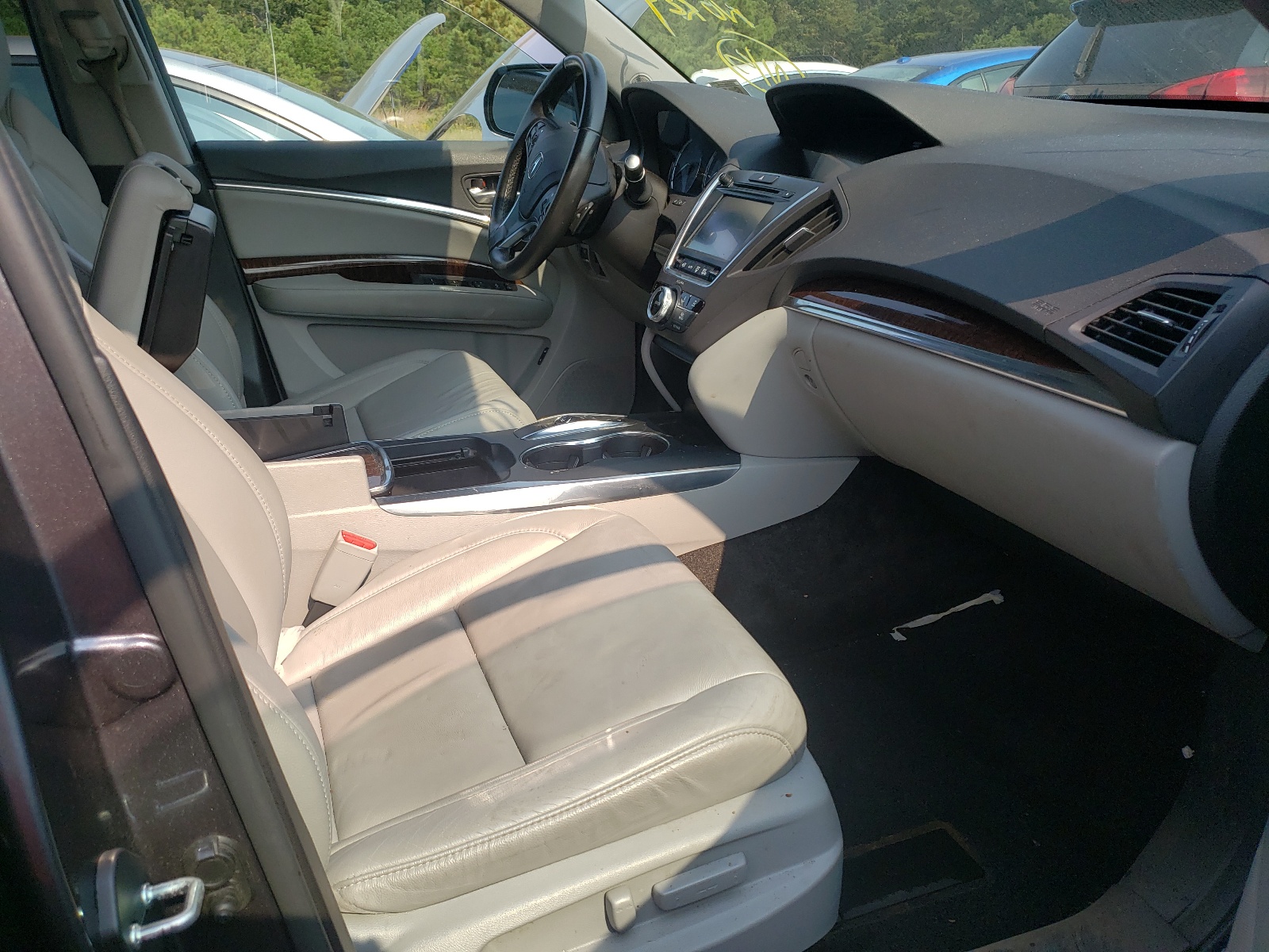 Фото 5 с аукциона – 2017 ACURA MDX TECHNO с VIN 5FRYD4H58HB032883