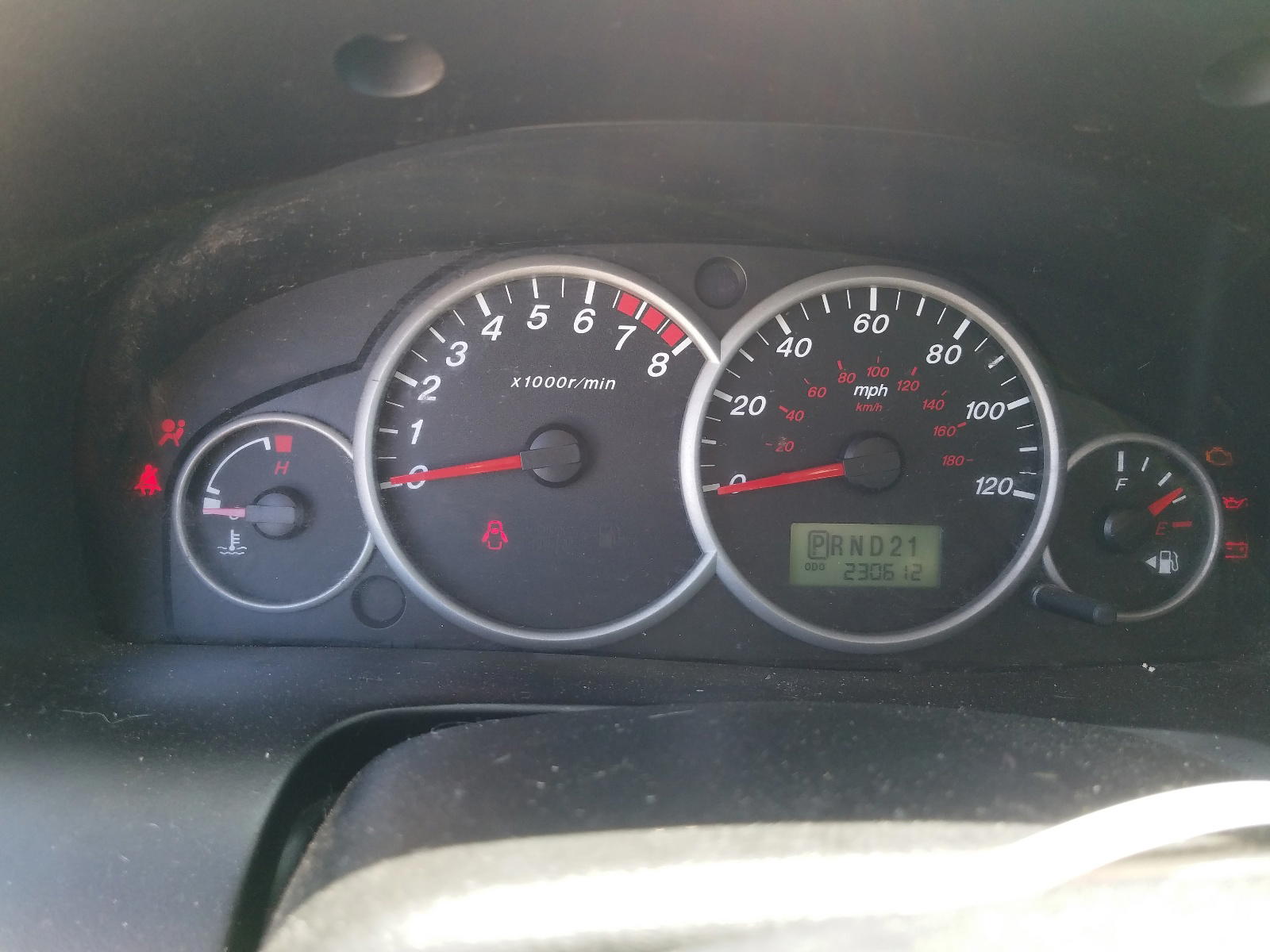 Photo 8 from auction – 2005 MAZDA TRIBUTE S with VIN 4F2YZ06155KM32412