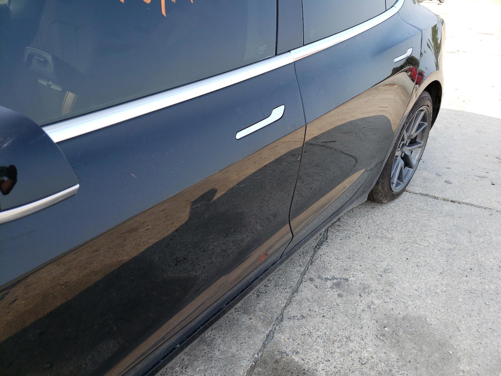 Photo 10 from auction – 2019 TESLA MODEL 3 with VIN 5YJ3E1EA4KF397772