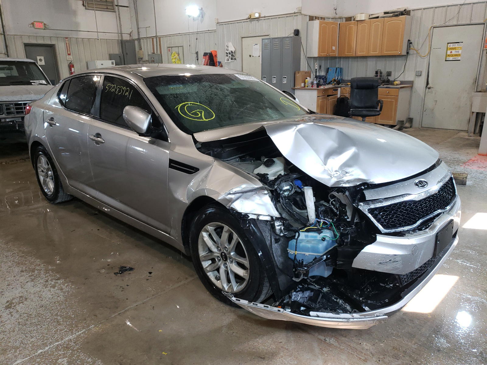 KIA OPTIMA LX 2011 with VIN KNAGM4A74B5110932 - Photo from auction