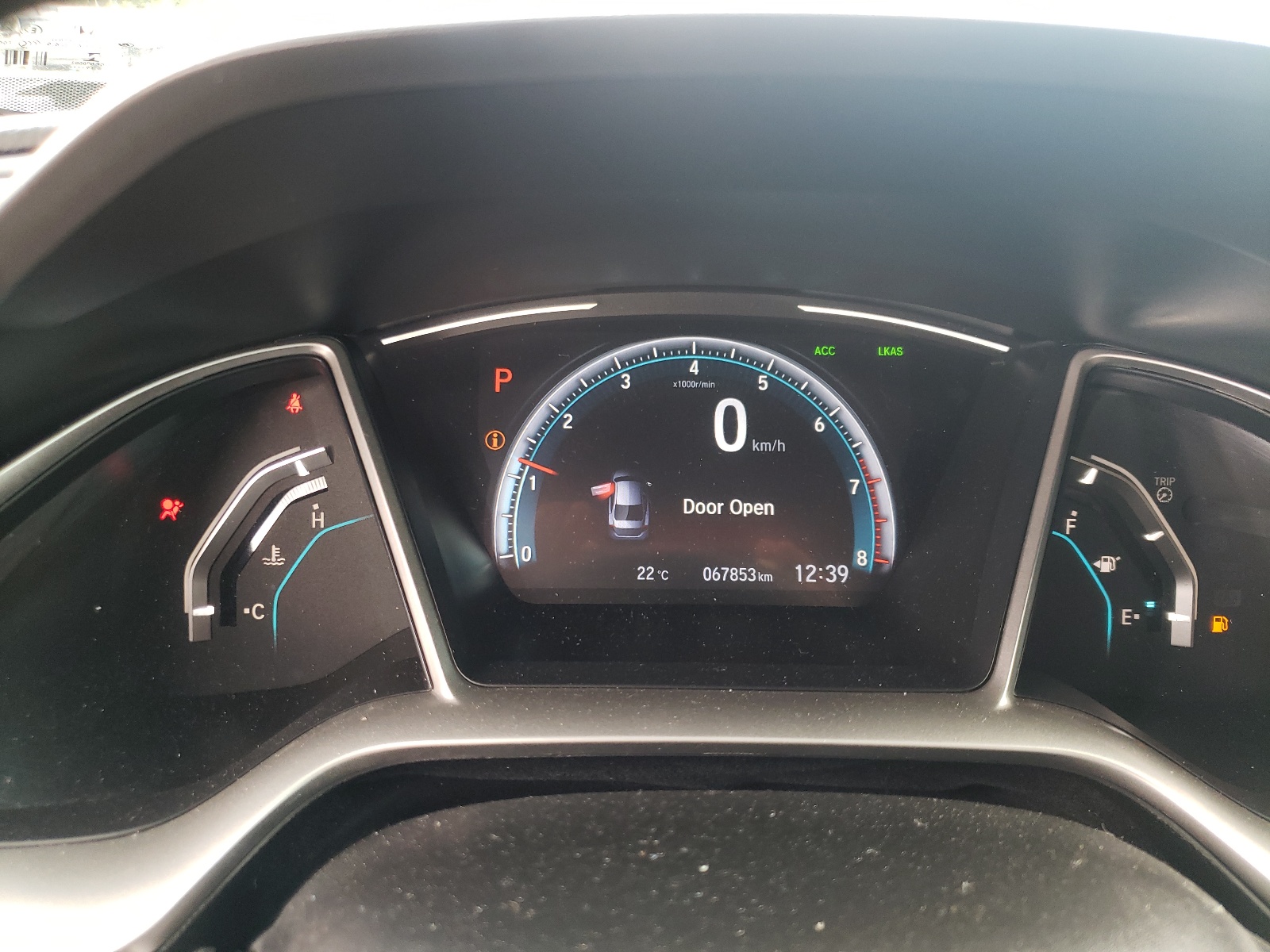 Zdjęcie 8 z aukcji – 2019 HONDA CIVIC EX z VIN 2HGFC2F71KH041190
