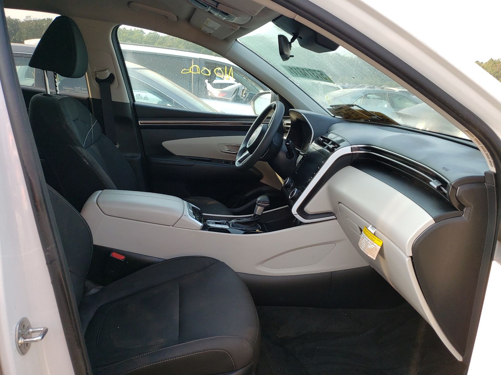 Photo 5 from auction – 2022 HYUNDAI TUCSON SEL with VIN KM8JBCAE6NU020646