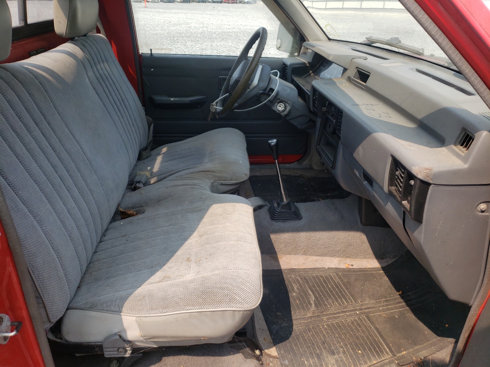 Photo 5 from auction – 1991 MITSUBISHI MIGHTY MAX with VIN JA7FL24W0MP021534