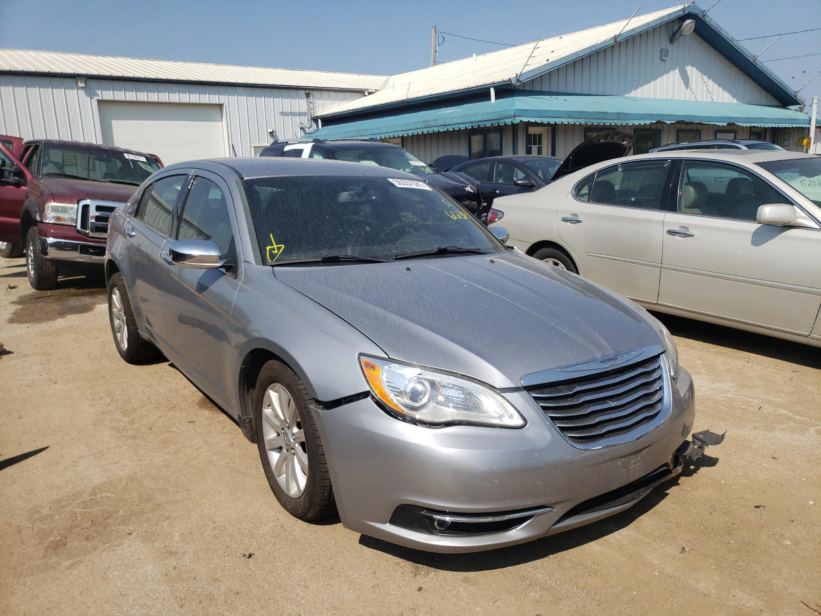 CHRYSLER 200 LIMITE 2013 with VIN 1C3CCBCG3DN612375 - Photo from auction