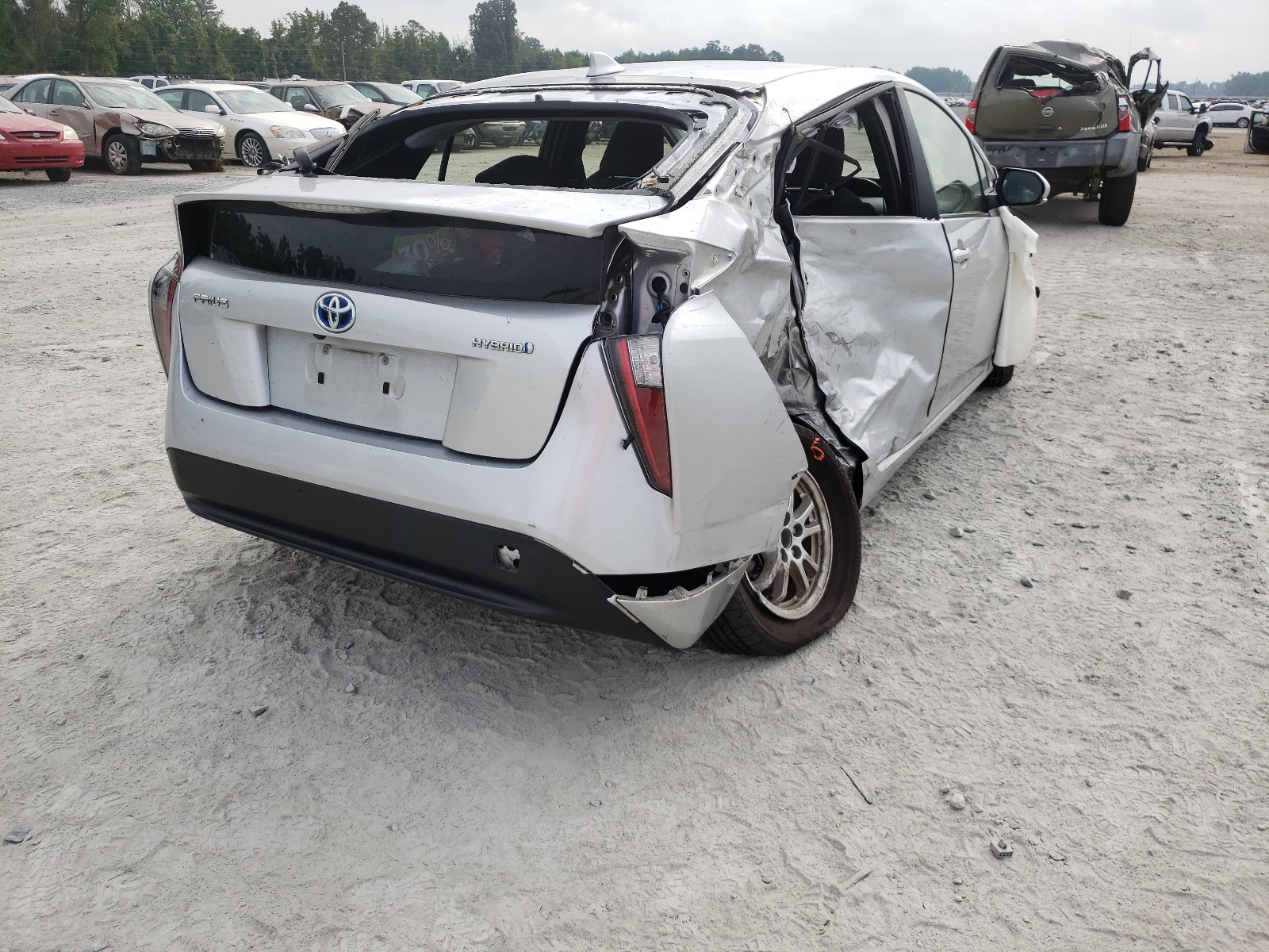 Photo 4 from auction – 2016 TOYOTA PRIUS with VIN JTDKARFU9G3007591