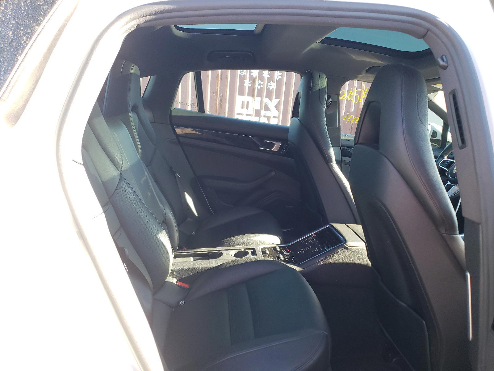 Photo 6 from auction – 2018 PORSCHE PANAMERA 4 with VIN WP0AE2A70JL129840