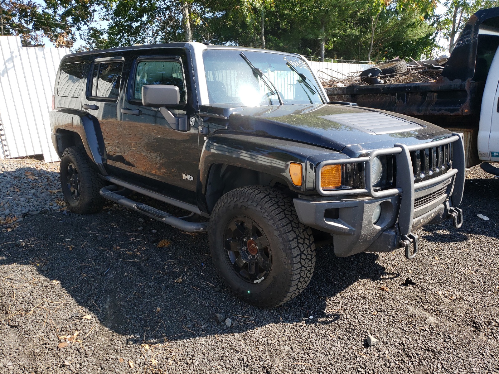 HUMMER H3 2007 with VIN 5GTDN13E078247894 - Photo from auction