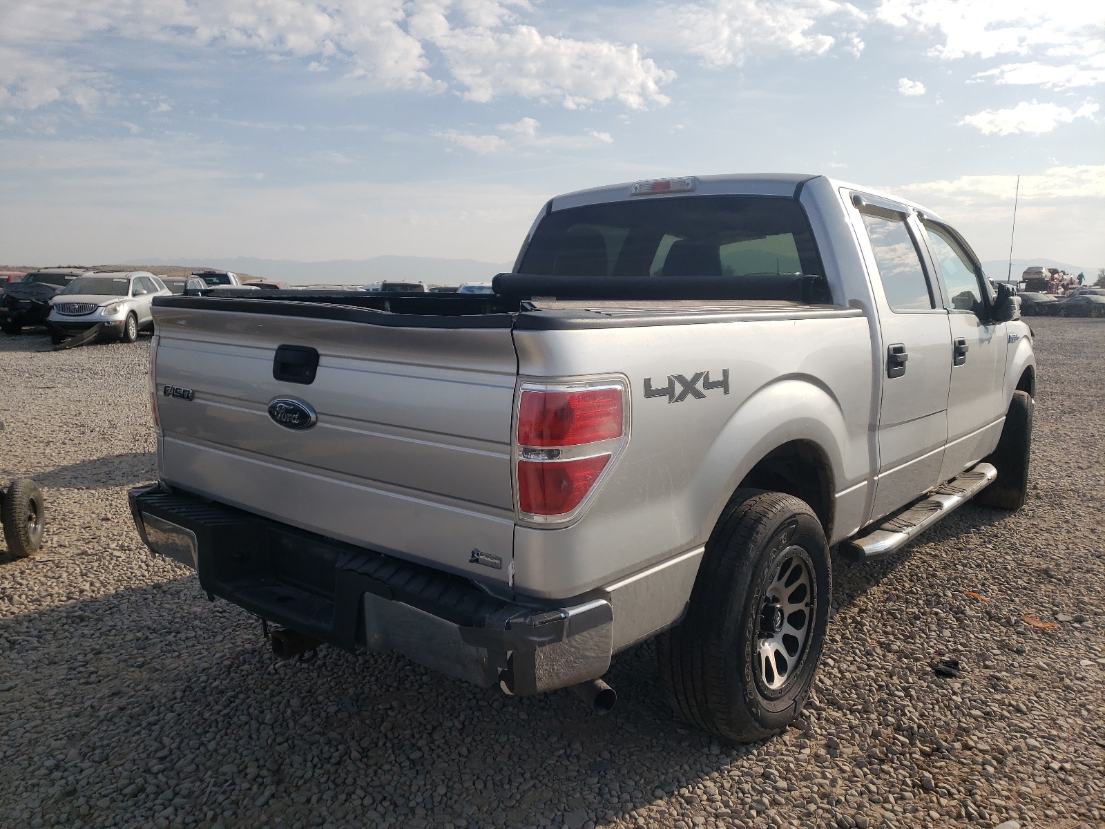 Photo 4 from auction – 2010 FORD F150 SUPER with VIN 1FTFW1EV4AFB50632