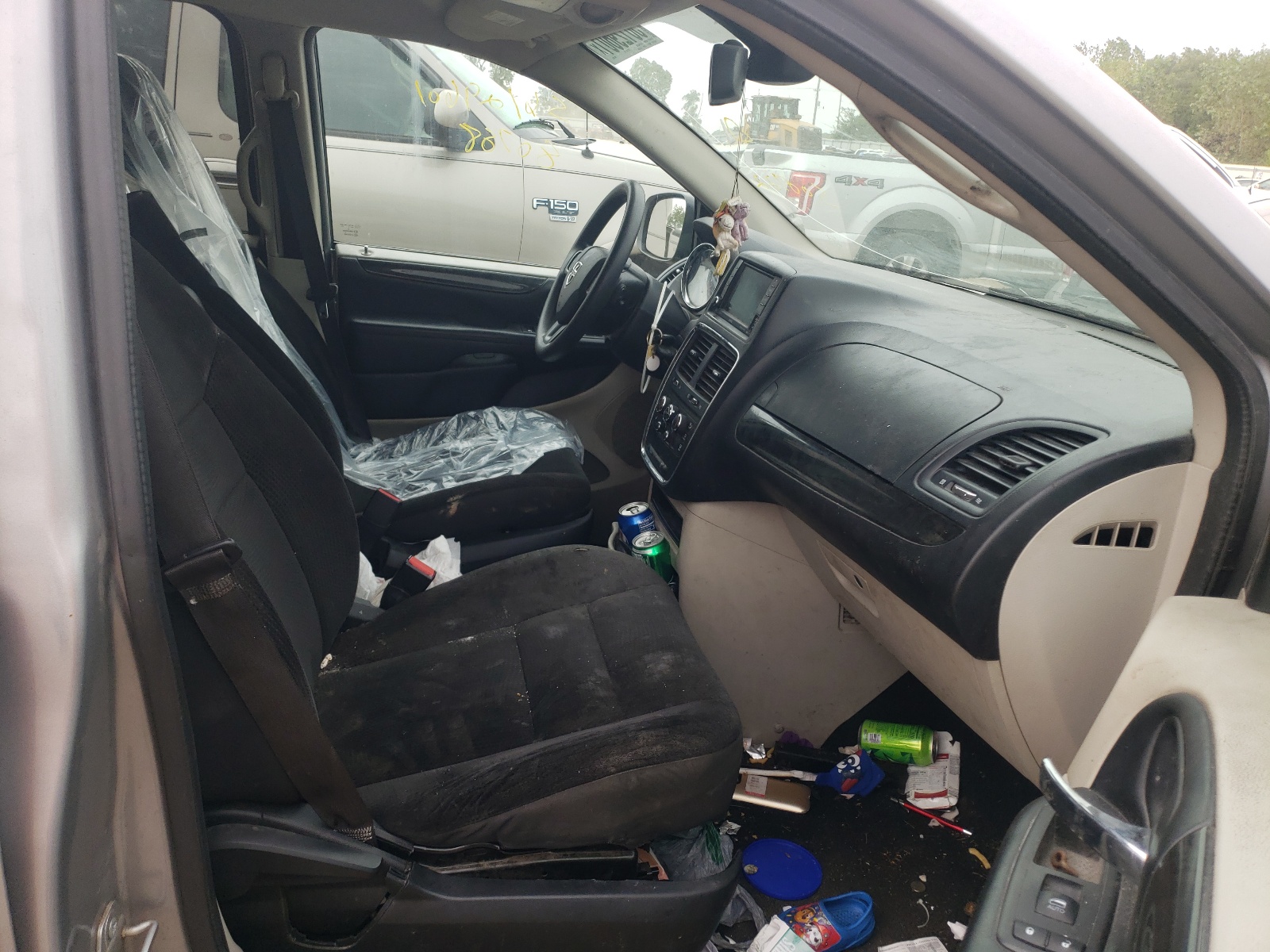 Photo 5 from auction – 2019 DODGE GRAND CARA with VIN 2C4RDGBG3KR500922