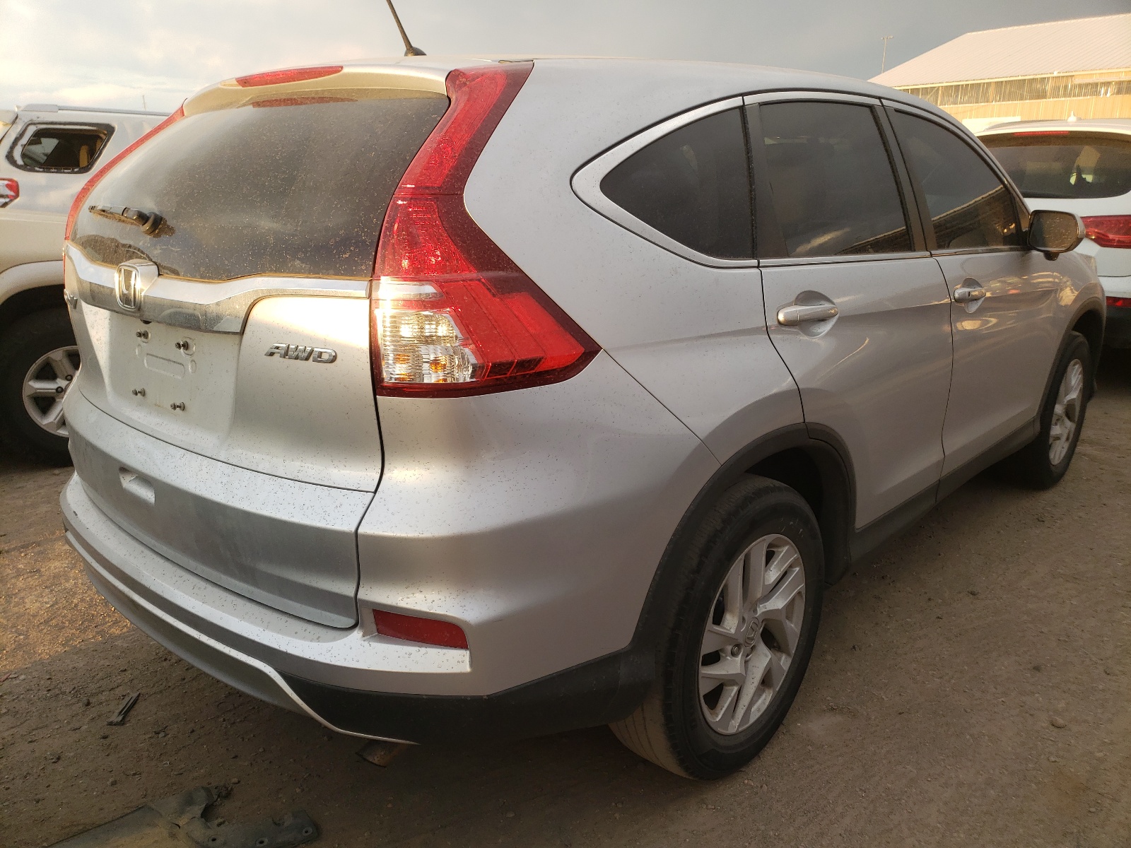 Photo 4 from auction – 2016 HONDA CR-V EX with VIN 2HKRM4H59GH654222