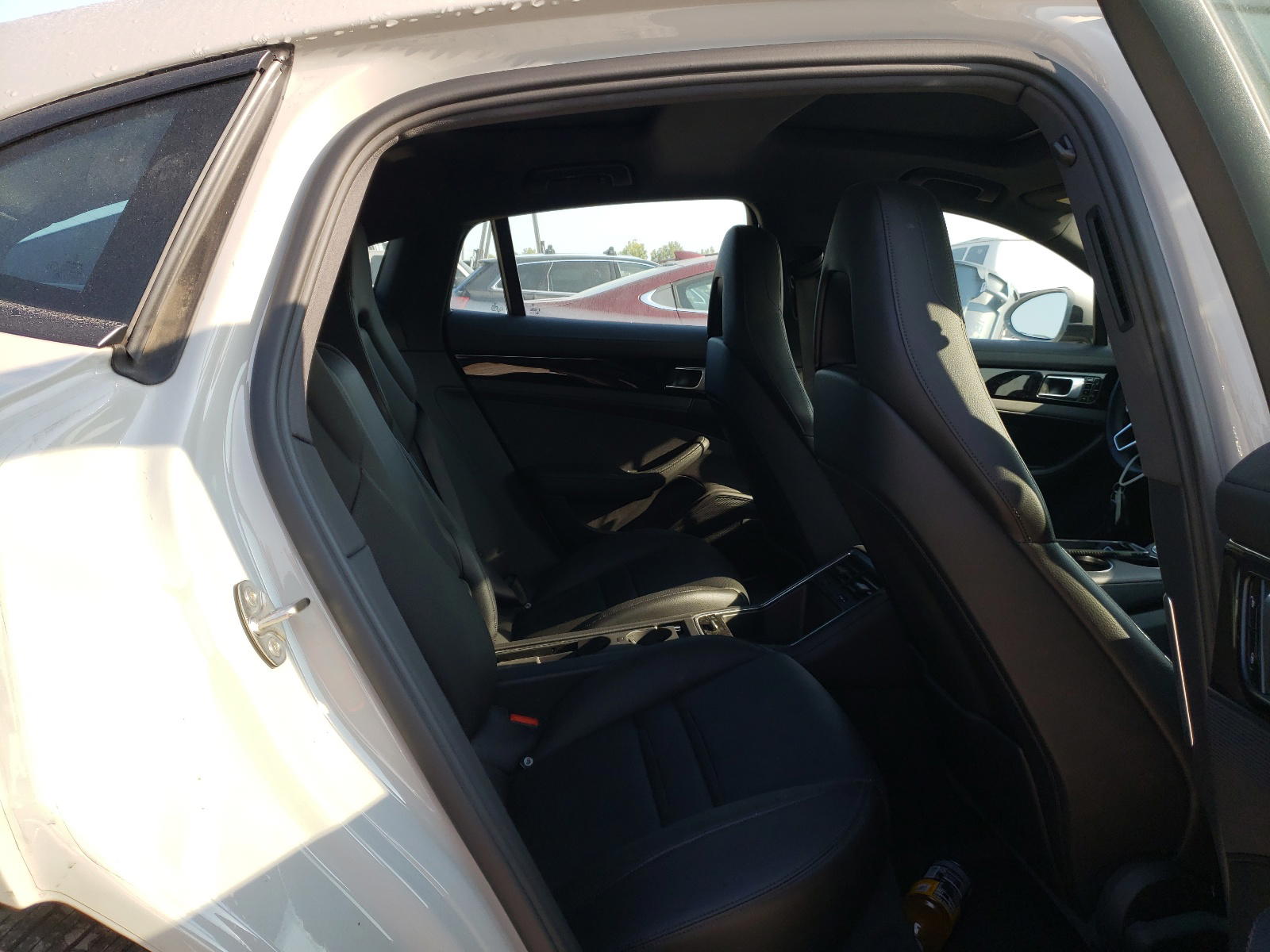 Photo 6 from auction – 2018 PORSCHE PANAMERA 4 with VIN WP0AA2A74JL109926