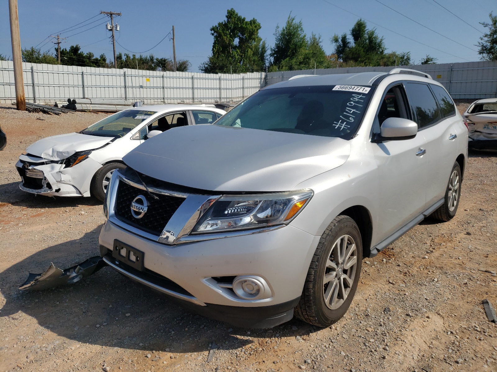 Photo 2 from auction – 2016 NISSAN PATHFINDER with VIN 5N1AR2MN5GC614994