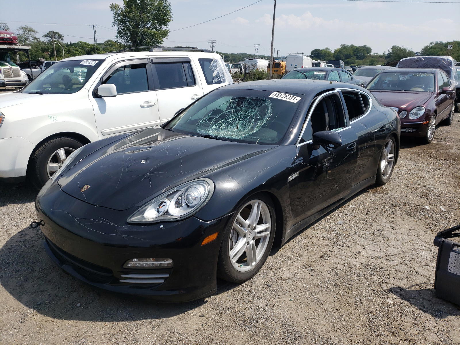Photo 2 from auction – 2011 PORSCHE PANAMERA S with VIN WP0AB2A77BL060056