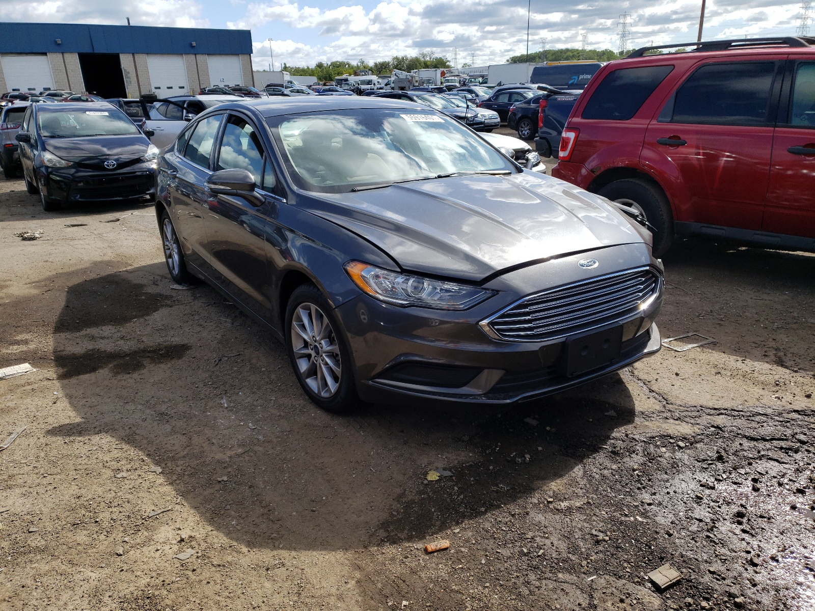 FORD FUSION SE 2017 with VIN 3FA6P0H71HR370320 - Photo from auction