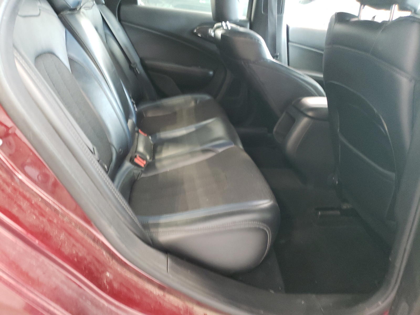 Photo 6 from auction – 2015 CHRYSLER 200 S with VIN 1C3CCCBB2FN613242