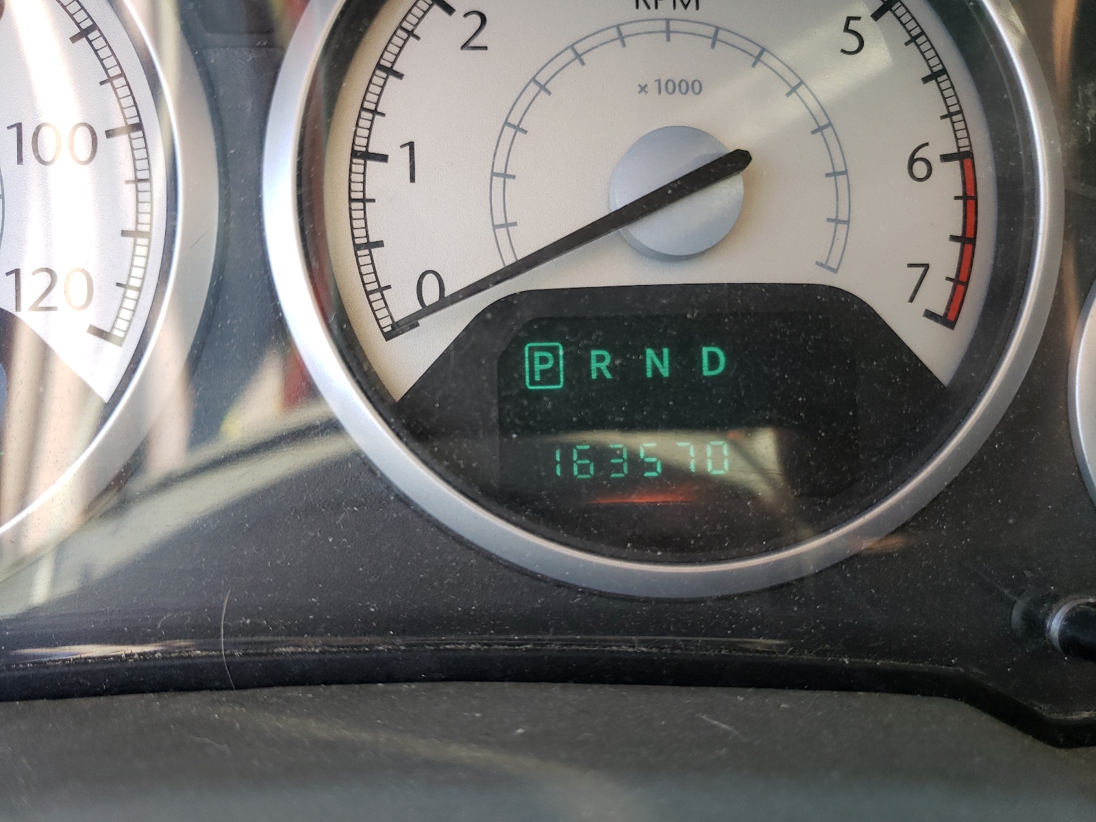 Photo 8 from auction – 2010 CHRYSLER TOWN & COU with VIN 2A4RR5DX0AR141105