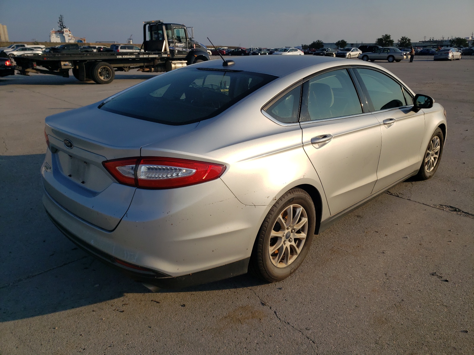 Photo 4 from auction – 2016 FORD FUSION S with VIN 1FA6P0G79G5111920