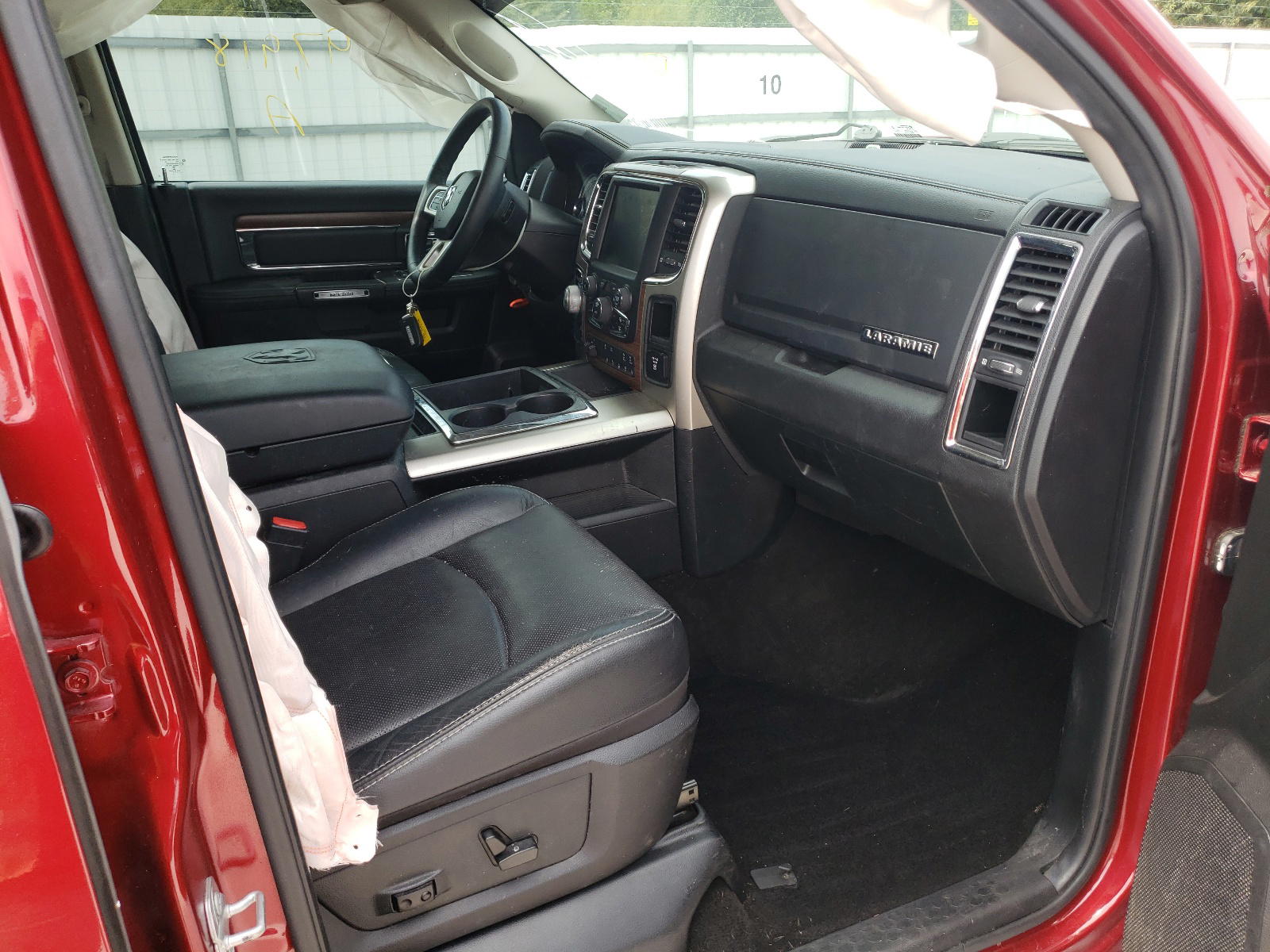 Photo 5 from auction – 2015 RAM 1500 LARAM with VIN 1C6RR7NT0FS660486