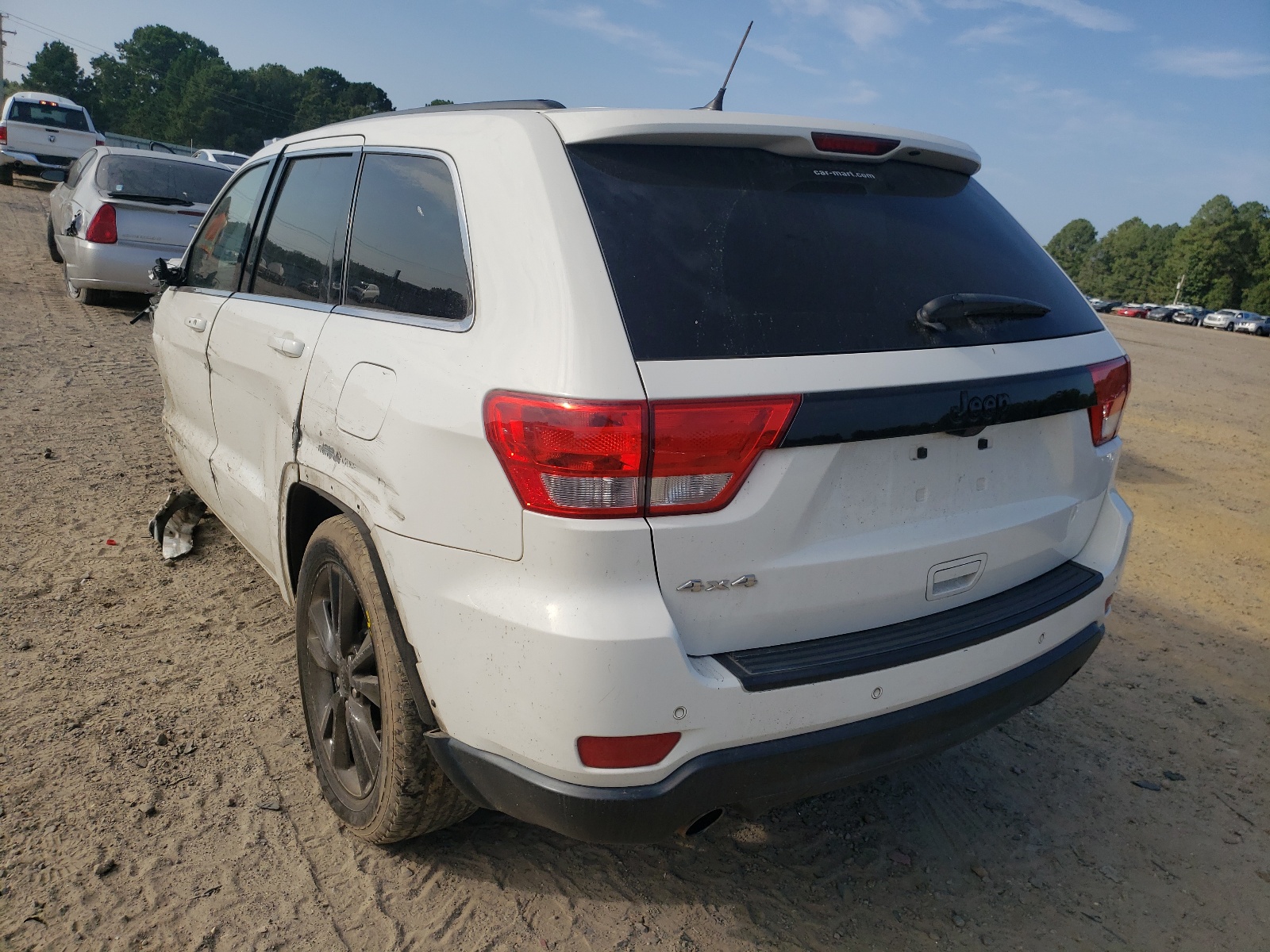 Photo 3 from auction – 2012 JEEP GRAND CHER with VIN 1C4RJFAT0CC335147