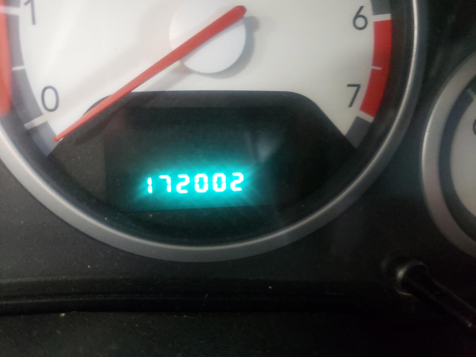Photo 8 from auction – 2010 DODGE GRAND CARA with VIN 2D4RN5D11AR496851