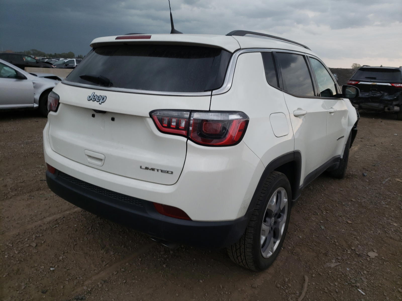 Photo 4 from auction – 2019 JEEP COMPASS LI with VIN 3C4NJCCB3KT676109