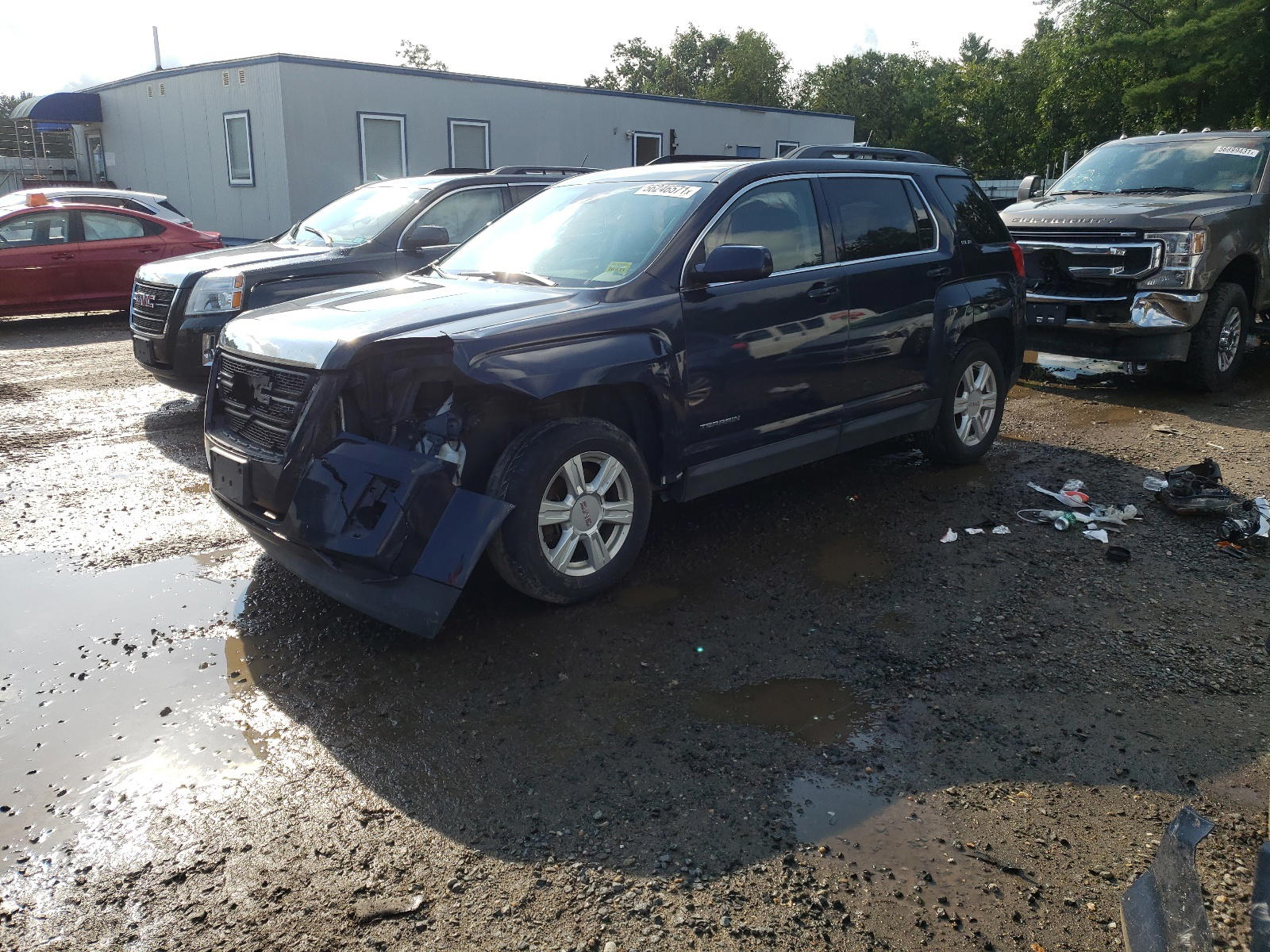 Photo 2 from auction – 2015 GMC TERRAIN SL with VIN 2GKFLWEK7F6379579