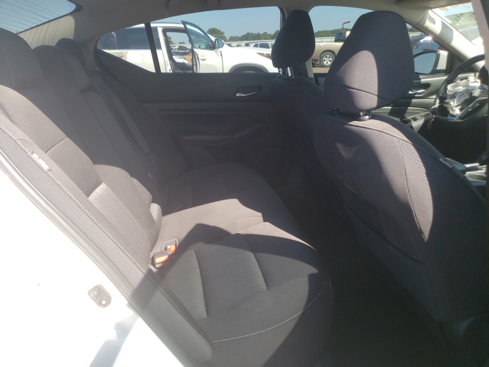 Photo 6 from auction – 2020 NISSAN ALTIMA S with VIN 1N4BL4BV7LC187505