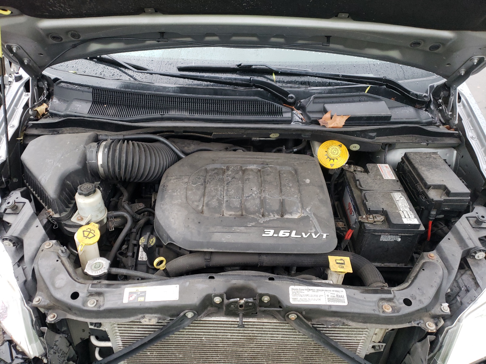 Photo 7 from auction – 2014 CHRYSLER TOWN & COU with VIN 2C4RC1BG1ER446413