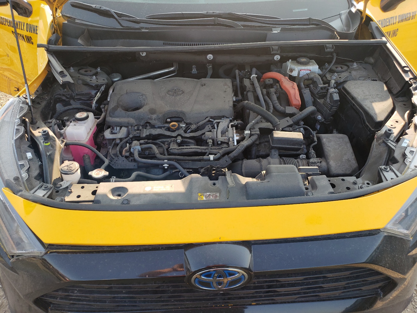 Photo 7 from auction – 2019 TOYOTA RAV4 LE with VIN 2T3LWRFV6KW016687