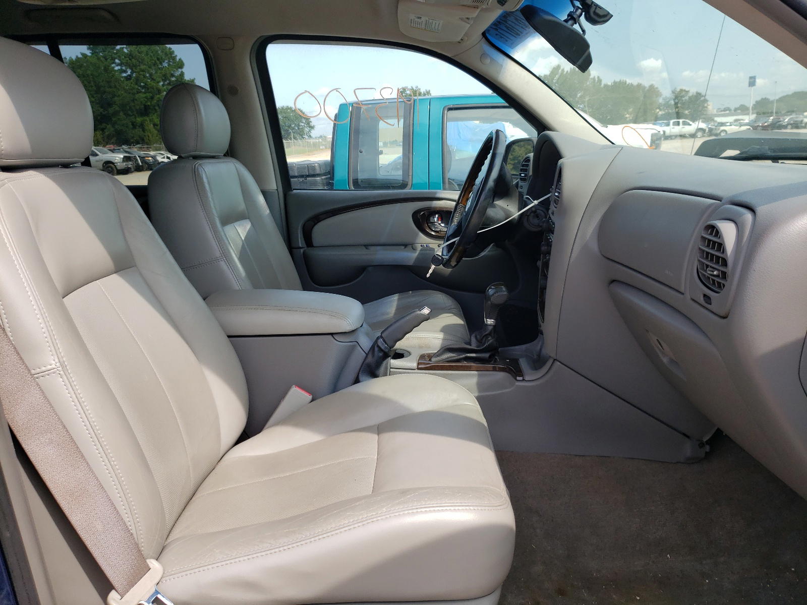 Photo 5 from auction – 2006 BUICK RAINIER CX with VIN 5GADT13S962241291