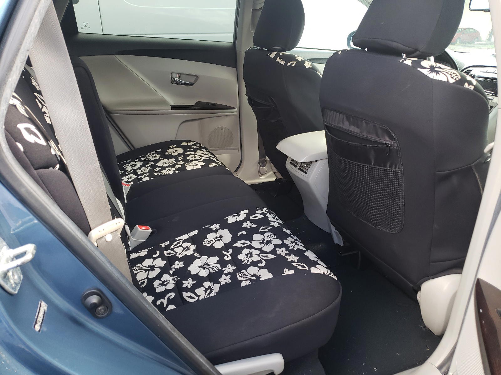 Photo 6 from auction – 2011 TOYOTA VENZA with VIN 4T3ZK3BB4BU041909