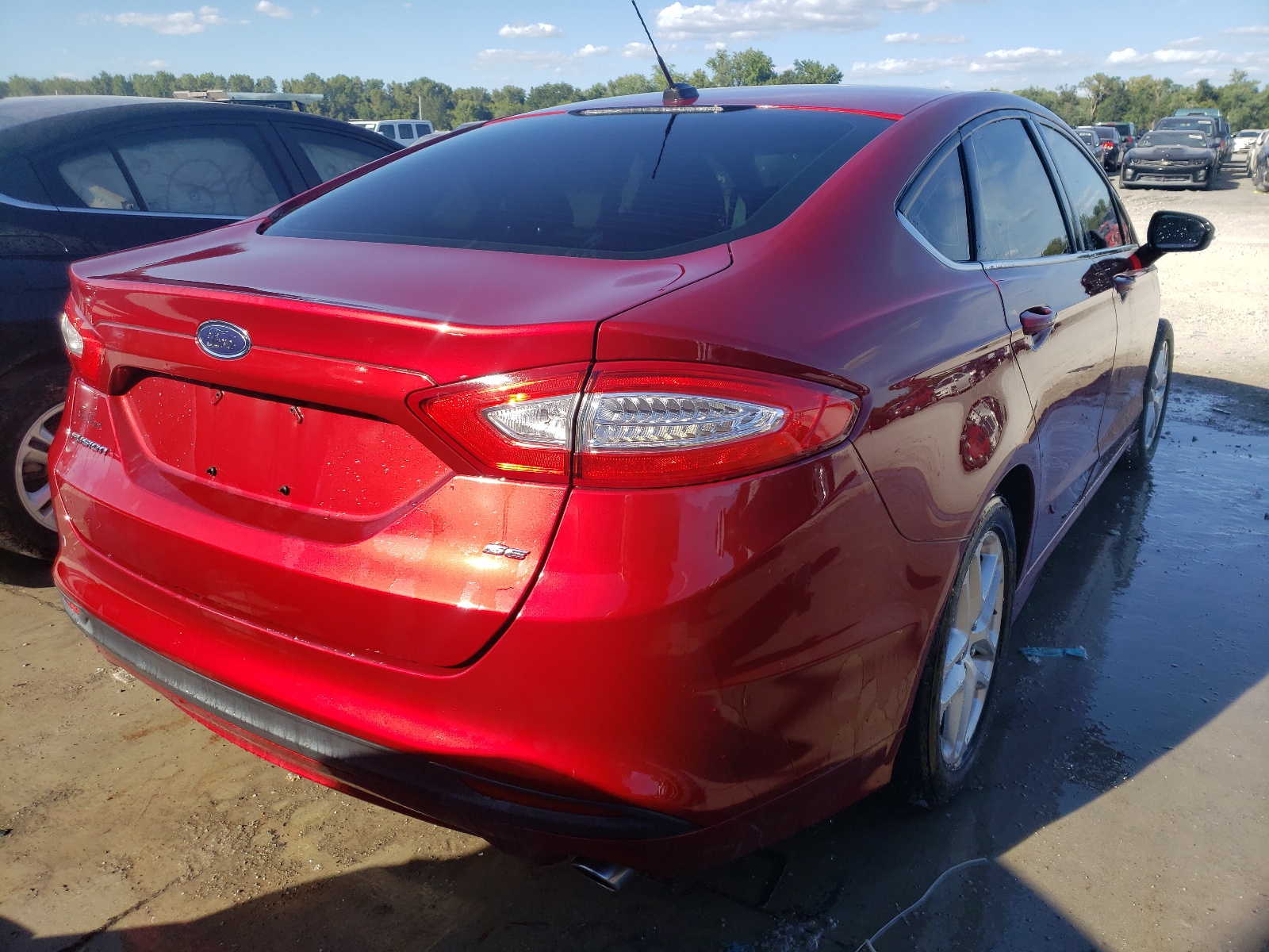 Photo 4 from auction – 2014 FORD FUSION SE with VIN 1FA6P0H7XE5395599
