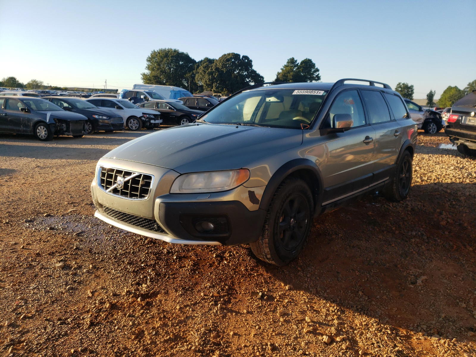 Photo 2 from auction – 2008 VOLVO XC70 with VIN YV4BZ982X81017240