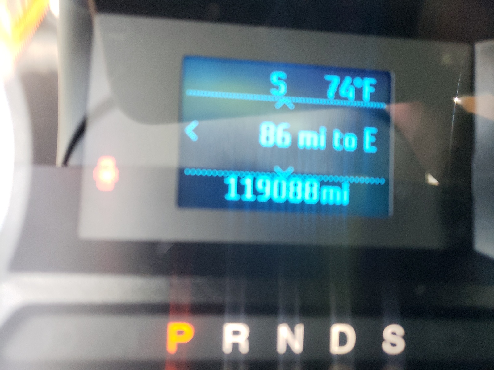 Photo 8 from auction – 2016 FORD FUSION S with VIN 3FA6P0G7XGR190026