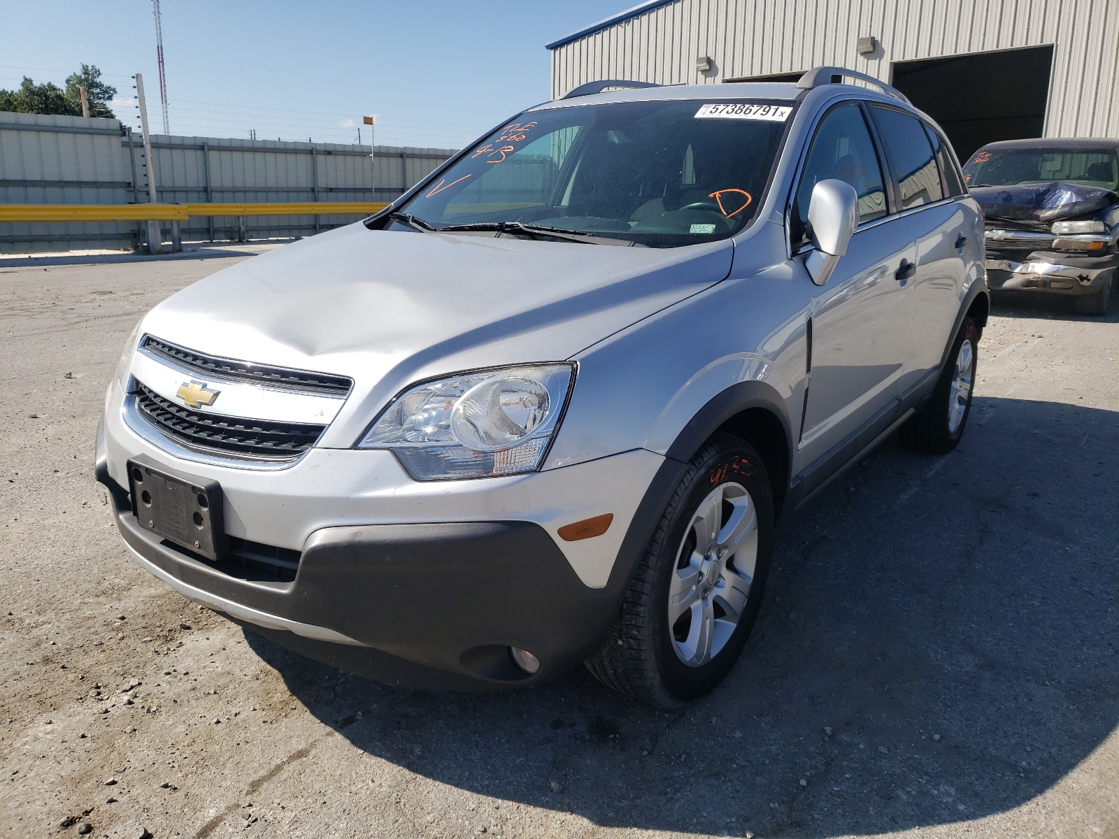 Photo 2 from auction – 2014 CHEVROLET CAPTIVA LS with VIN 3GNAL2EK6ES661167