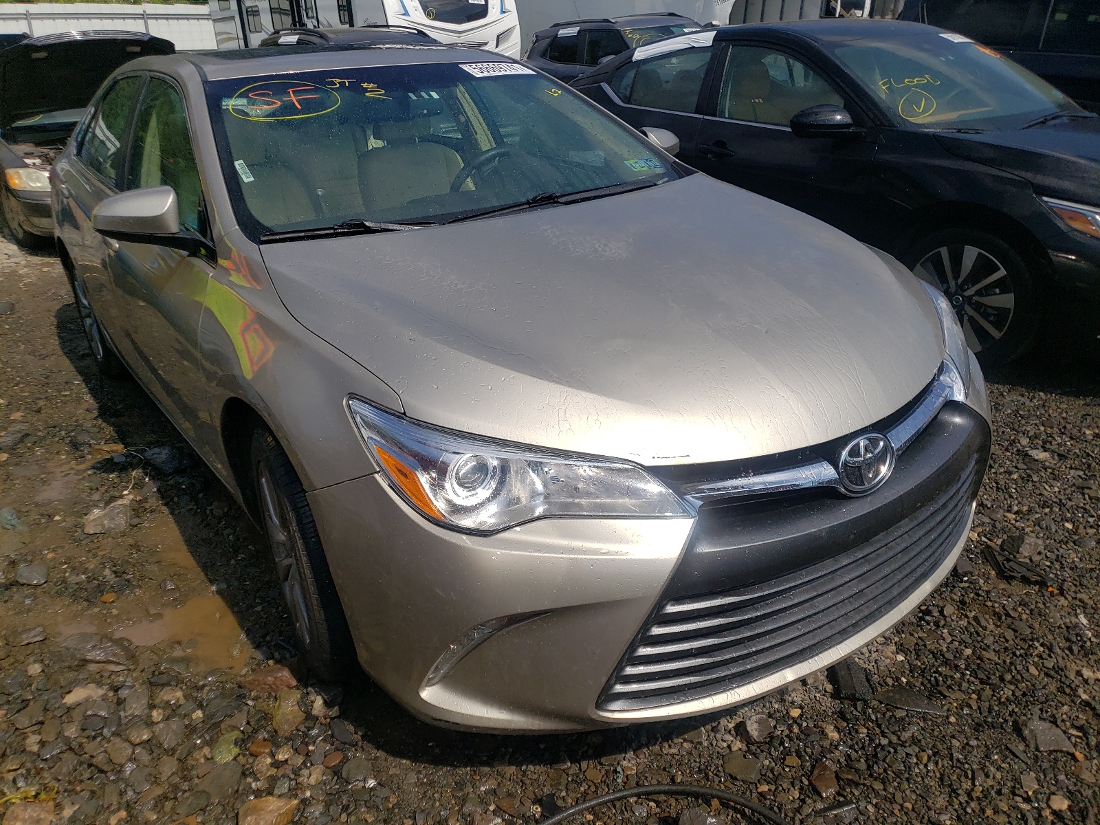 Photo 1 from auction – 2017 TOYOTA CAMRY LE with VIN 4T1BF1FK8HU626790