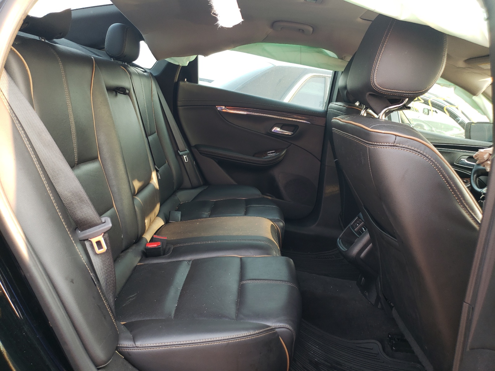 Photo 6 from auction – 2015 CHEVROLET IMPALA LTZ with VIN 2G1165S34F9193915