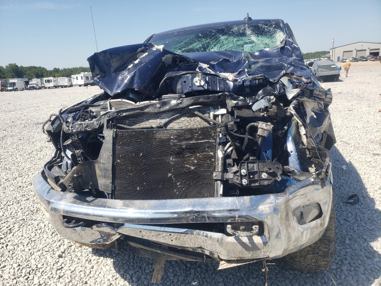 Photo 7 from auction – 2018 RAM 2500 SLT with VIN 3C6UR5DL5JG393569