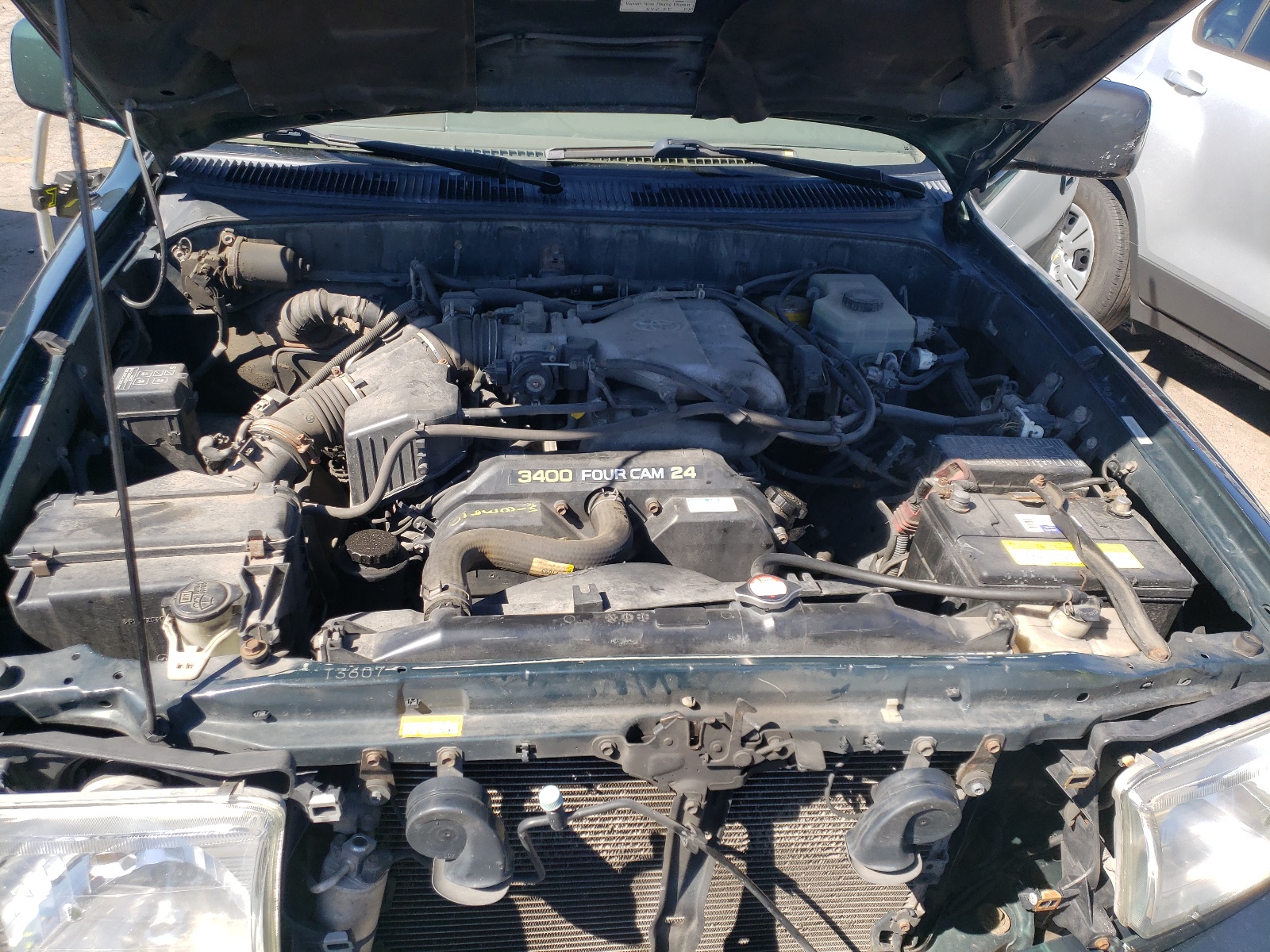 Photo 7 from auction – 2001 TOYOTA 4RUNNER SR with VIN JT3HN86R510344387
