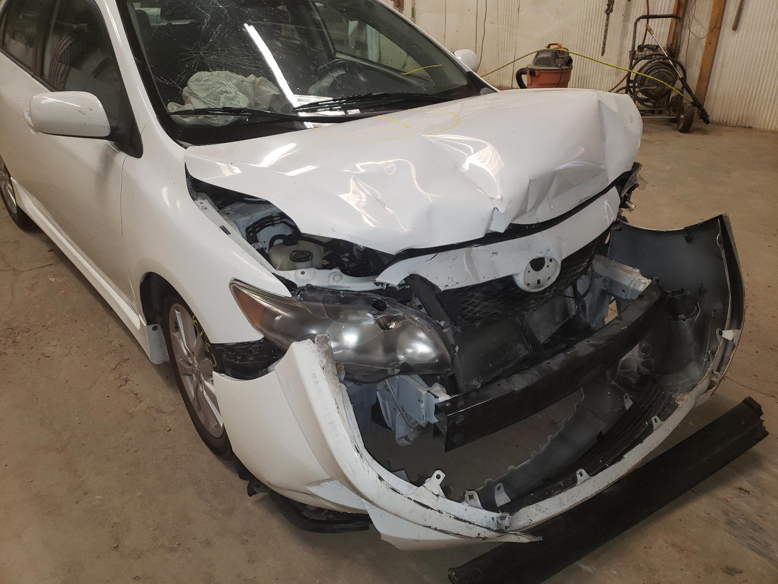 Photo 9 from auction – 2010 TOYOTA COROLLA BA with VIN 2T1BU4EE2AC388896