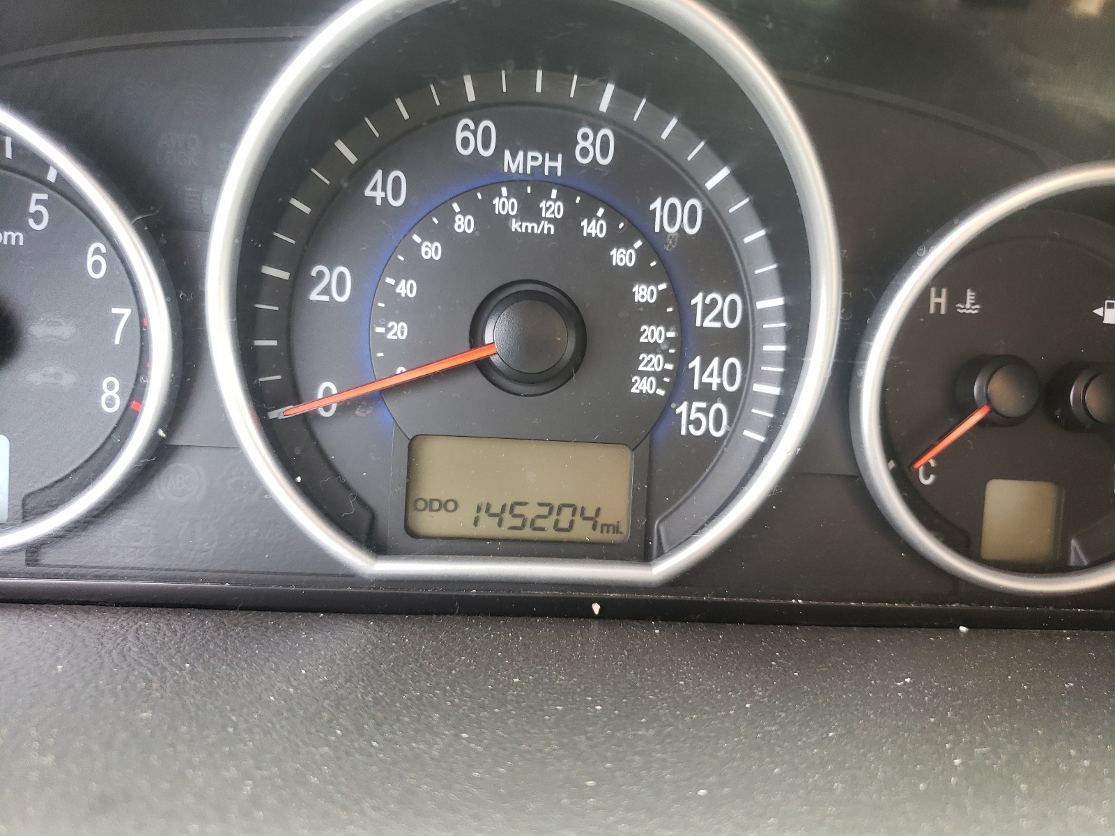 Photo 8 from auction – 2011 HYUNDAI VERACRUZ G with VIN KM8NU4CC3BU148982