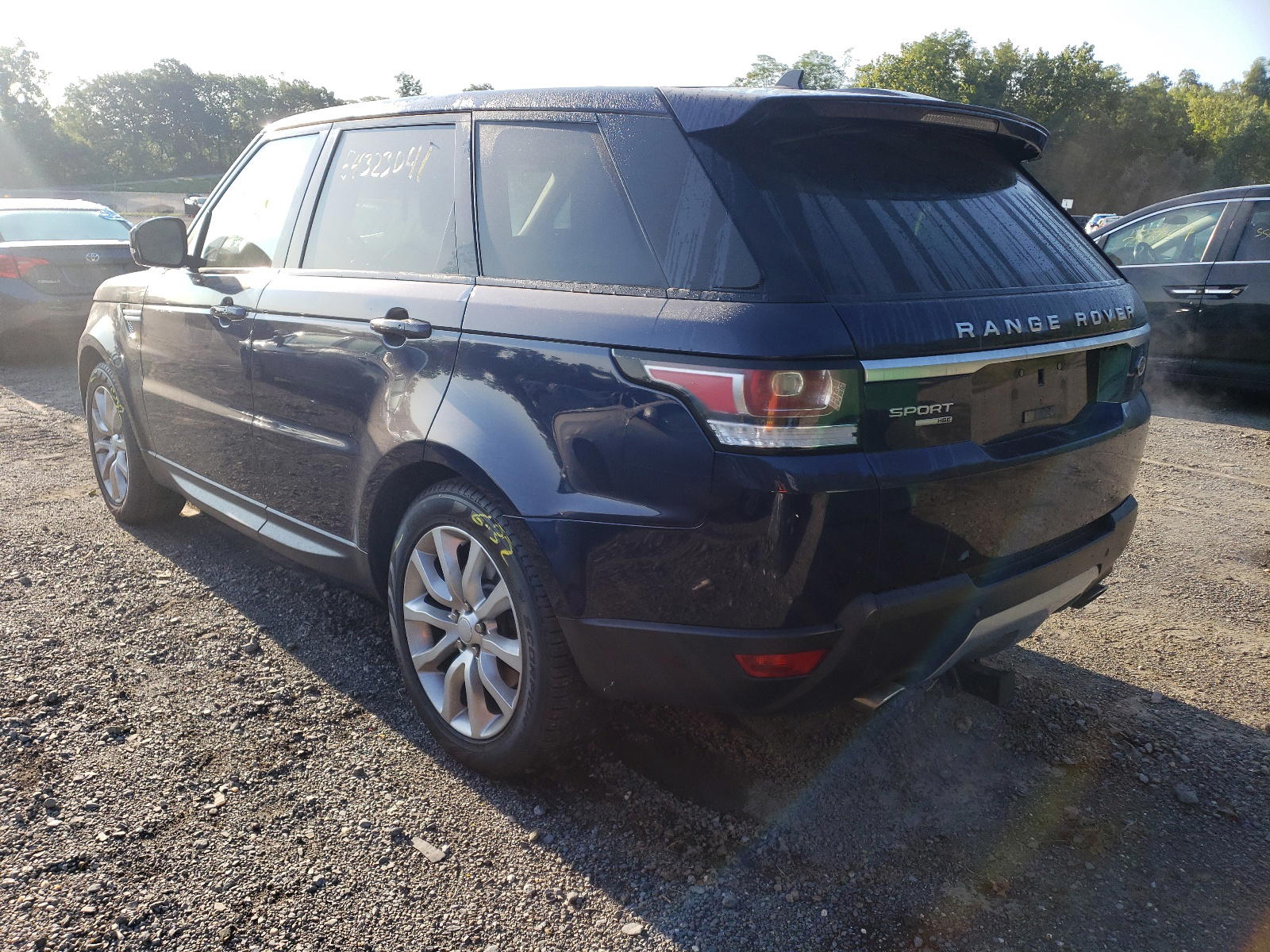 Photo 3 from auction – 2016 LAND ROVER RANGE ROVE with VIN SALWR2PF4GA666524