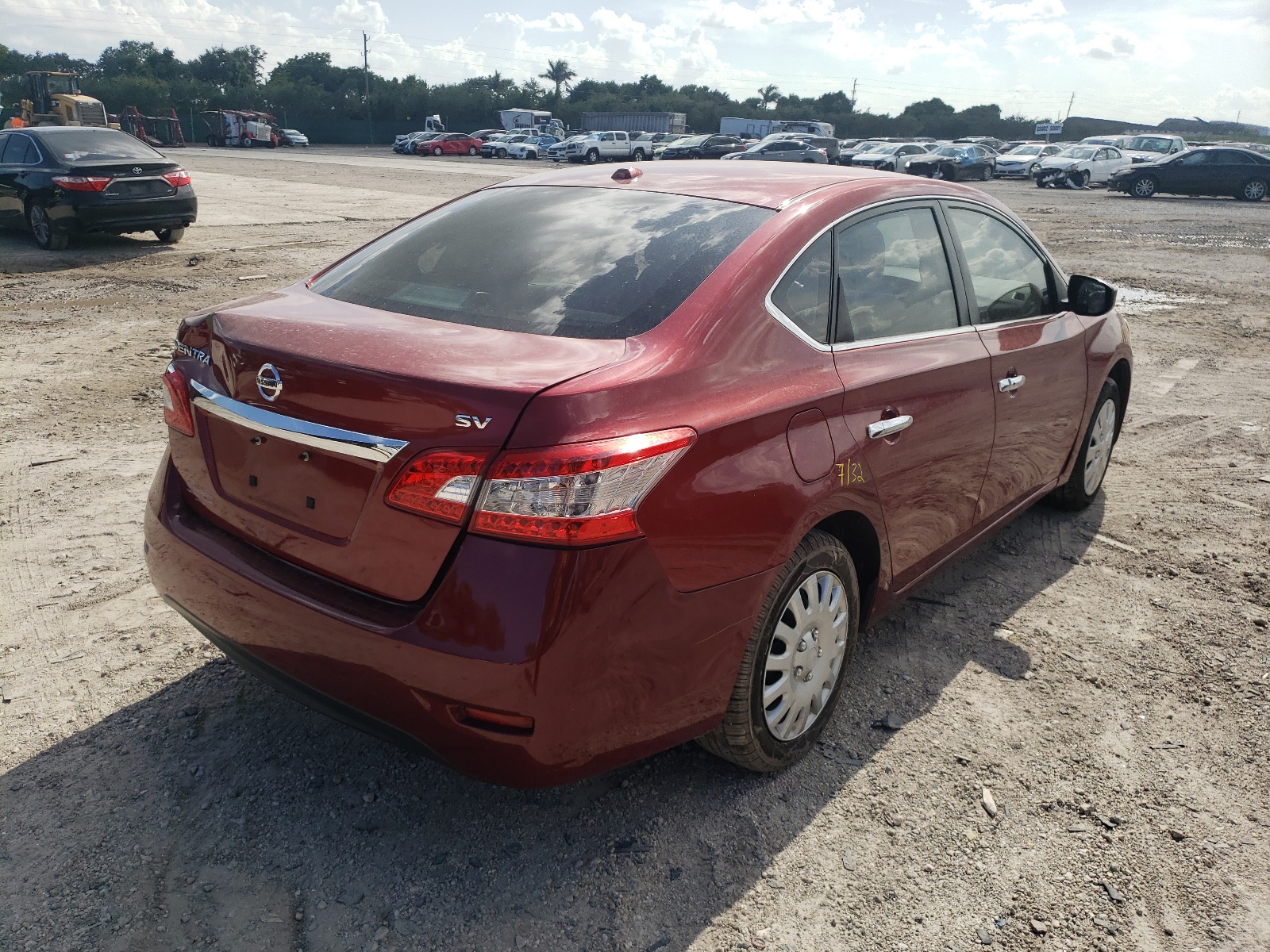 Photo 4 from auction – 2015 NISSAN SENTRA S with VIN 3N1AB7AP2FL665547