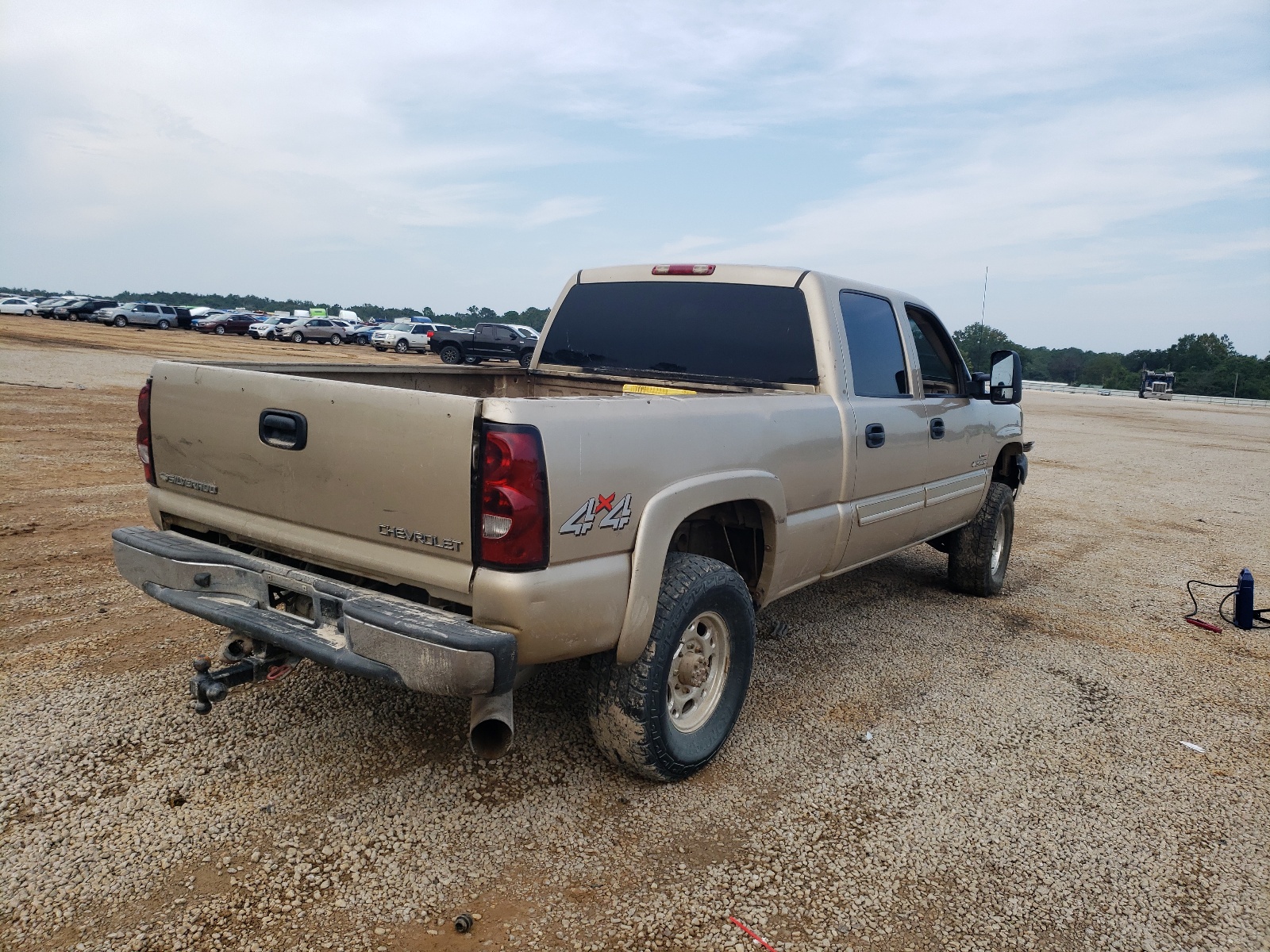 Zdjęcie 4 z aukcji – 2005 CHEVROLET SILVERADO z VIN 1GCHK23275F968686